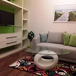 Haus Rosy 아파트