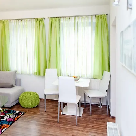 Apartment Haus Rosy